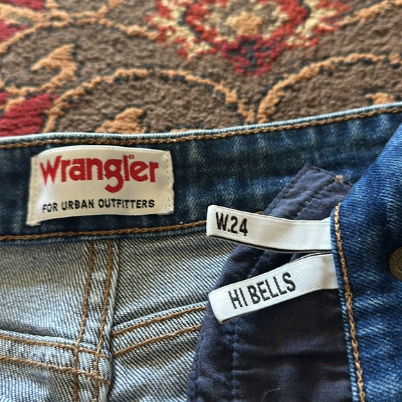 Wrangler Jeans for Urban Outfitters - Picture 2 of 3